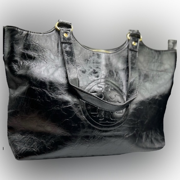 Tory Burch Handbags - Tory Burch Black Leather Bag 14x5.5x11